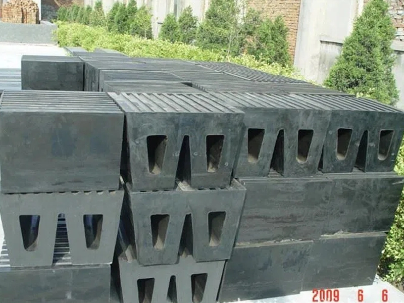 Özel Boyutlu W Şeklinde Kauçuk Fenderlar Römorkör Başları İçin